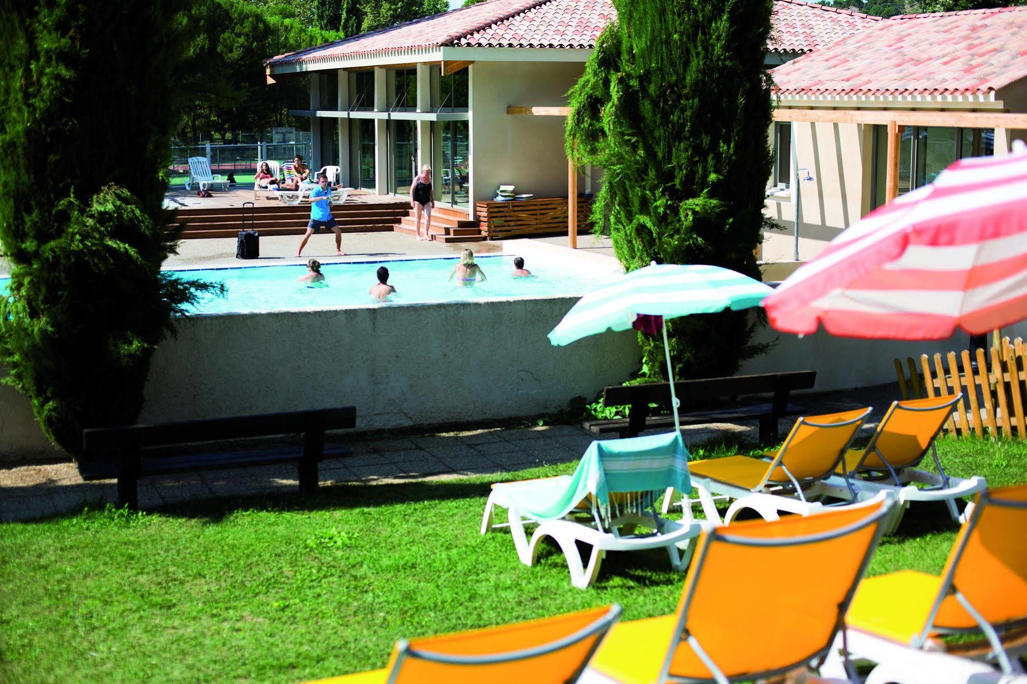 Club Vacances Bleues Domaine De Chateau Laval Gréoux-les-Bains Exterior foto
